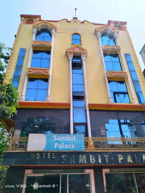 HOTEL SAMBIT PALACE