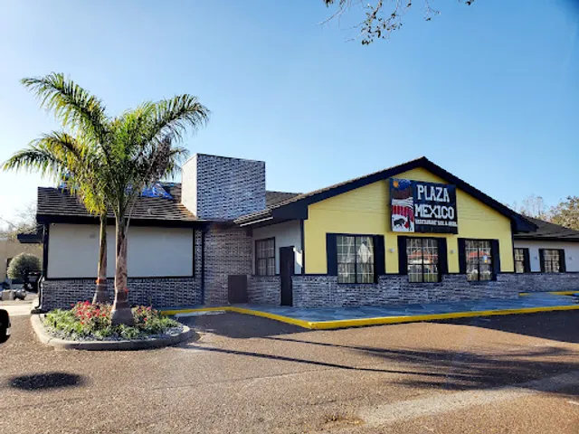 Plaza Mexico Sun City