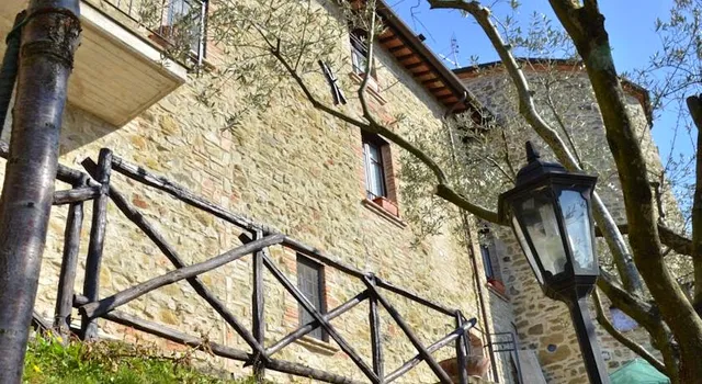 La Petronilla - Appartamenti Fraz. Montepetriolo