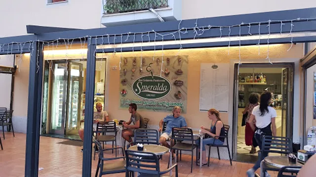 Bar-Gelateria-Pasticceria Smeralda