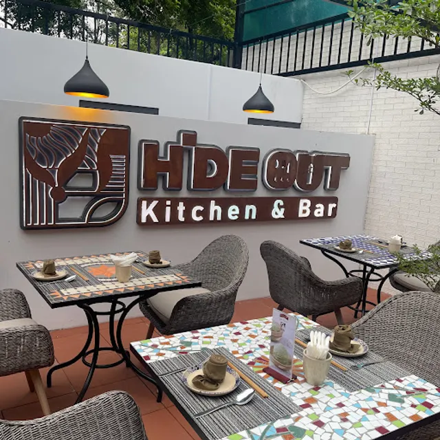 Nhà hàng Hideout - Kitchen & Bar