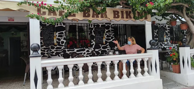 Café Bar Bikini