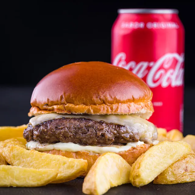 Cidadão do Mundo Burgers & Arts - Ahu