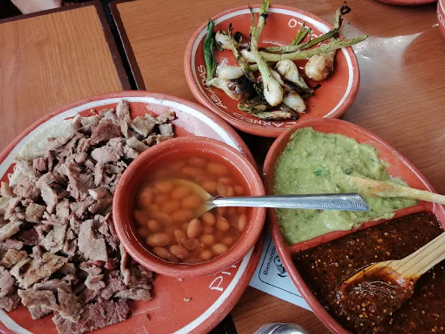 Carnes Asadas Pipiolo - Ávila Camacho