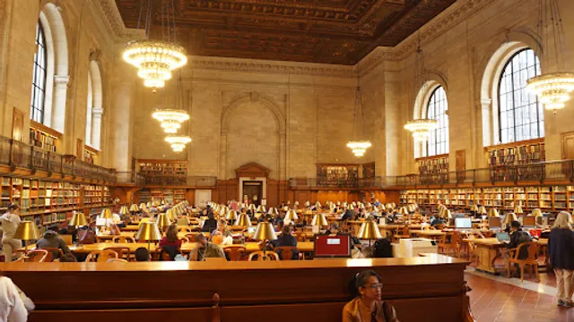 67th Street Library