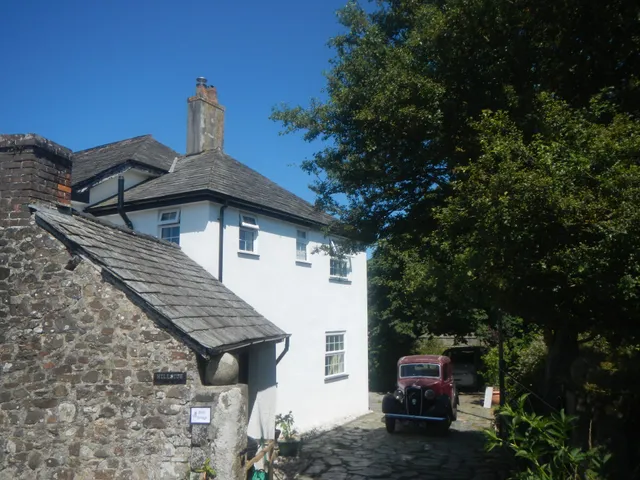 Boots Holiday Cottage