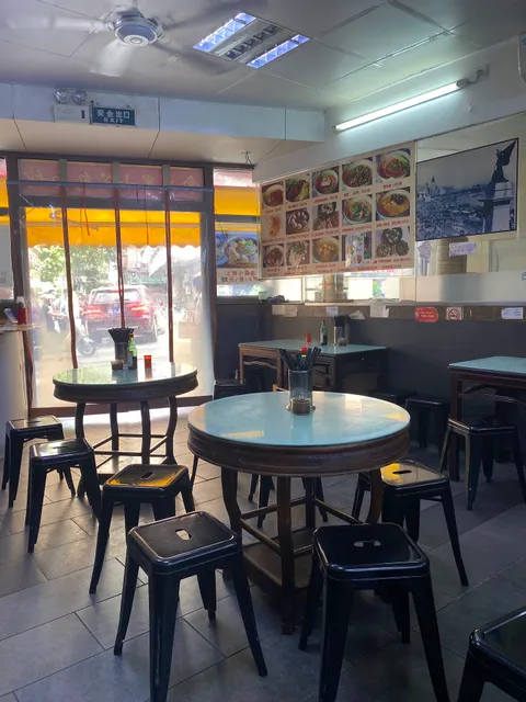 食惠里小笼包面馆