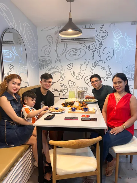 Aligue Seafood Restaurant