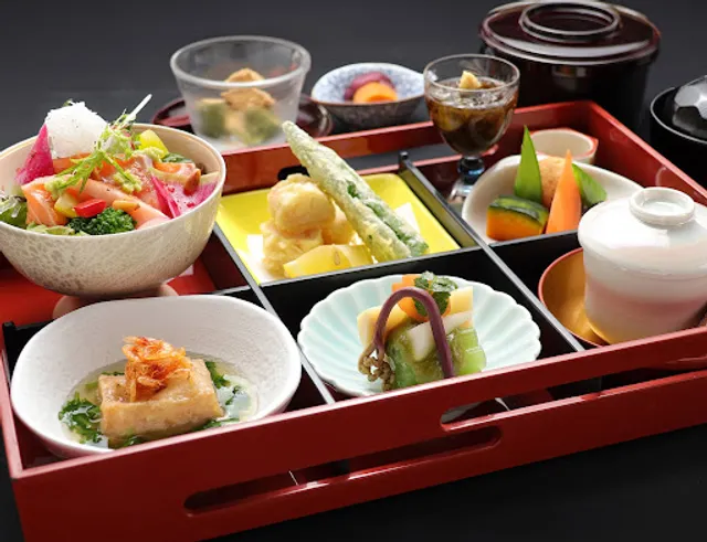 神田山荘レストラン高楼