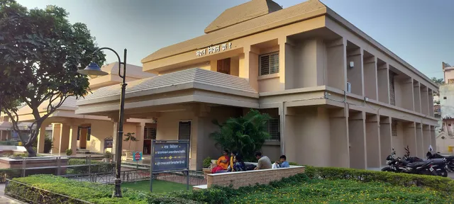 GAJANAN MAHARAJ SANSTHAN OMKARESHWAR