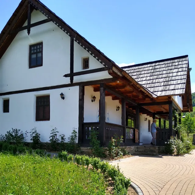 Casa de Hogină Maria