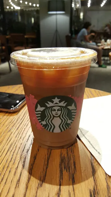 Starbucks Santolan Town Plaza