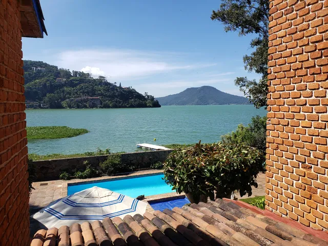 Valle de Bravo mexico