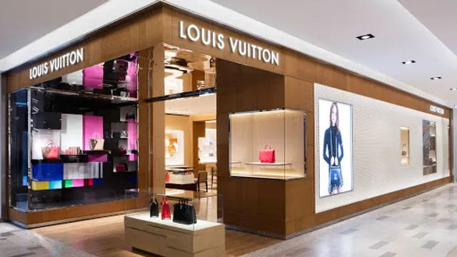 Louis Vuitton Houston Saks