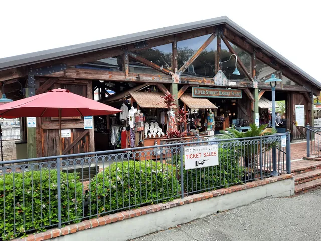 River Street Market Place