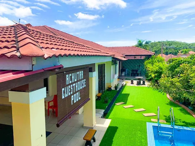 Achutra pool guesthouse