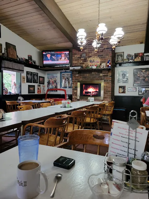 Stuffy's II Restaurant