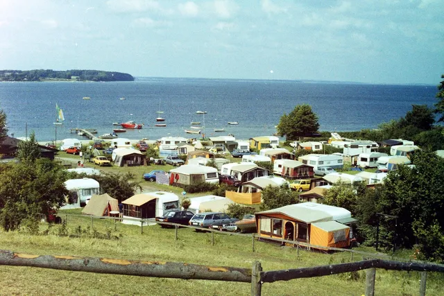 ANSLET STRAND CAMPING