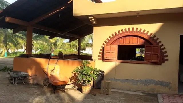 Restaurante El Caracol II, Barra Vieja.