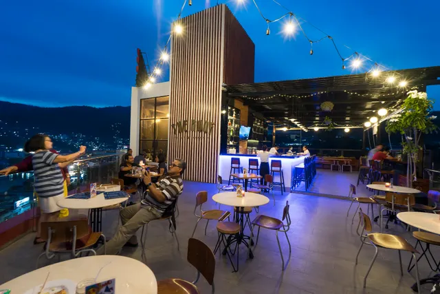 Front One Hotel Jayapura