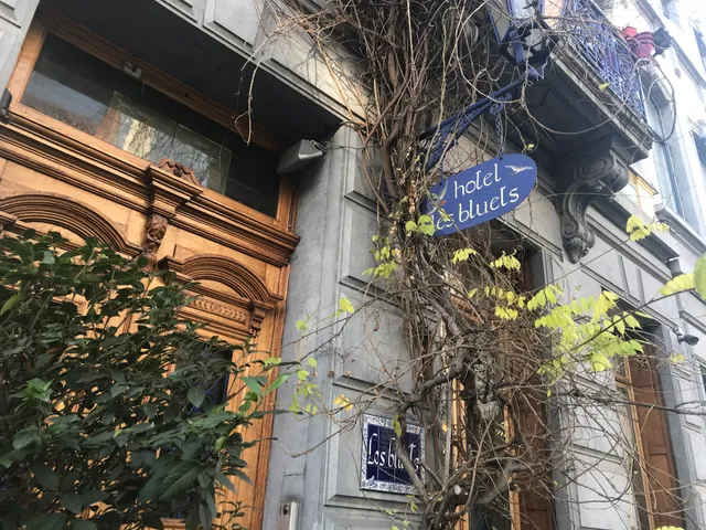 Hotel Les Bluets - Saint-Gilles