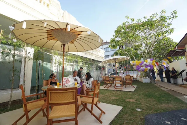 Havana Pool Cafe Restaurant - Kuta Bali