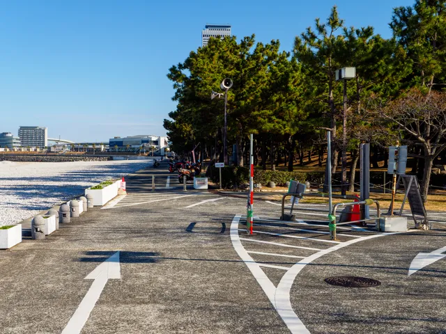 Rinku Koen Dai 1 Parking Lot