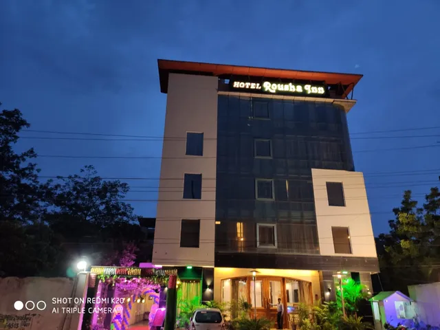 Hotel Rousha Inn