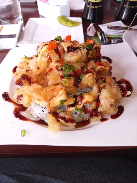 Señor Sushi & Mariscos