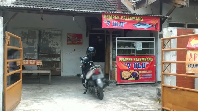 Pempek Palembang "7 ULU"