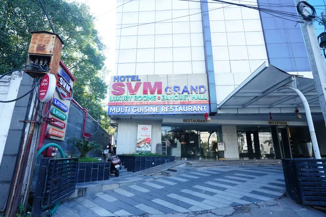 Hotel SVM Grand Banjara Hills