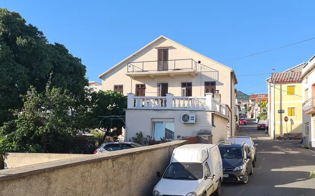 Apartments & Rooms Mazuranic