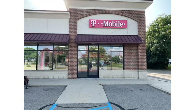 T-Mobile Authorized Retailer