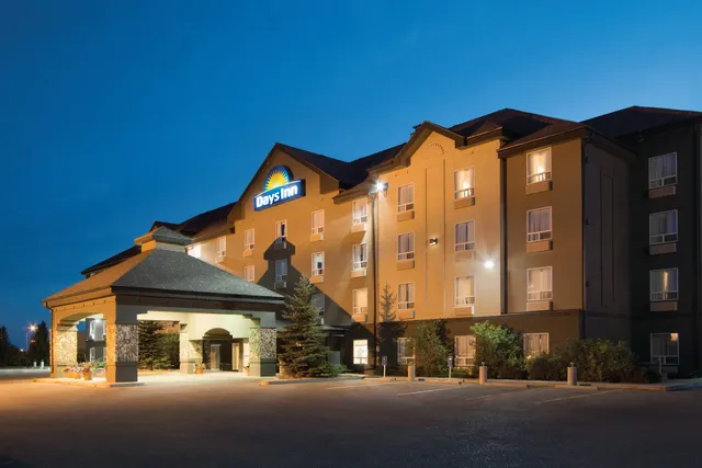 Days Inn by Wyndham Medicine Hat