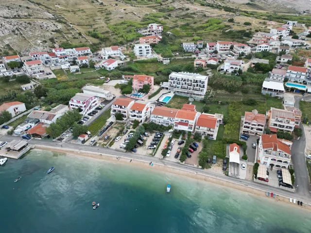 Apartments Ivan and Jelka