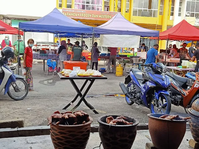 Kak Hae Nasi Kerabu Pasar Berek 12