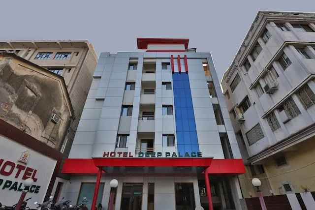 OYO 22574 Hotel Deep Palace