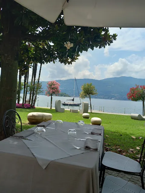 Tacabutun Restaurant