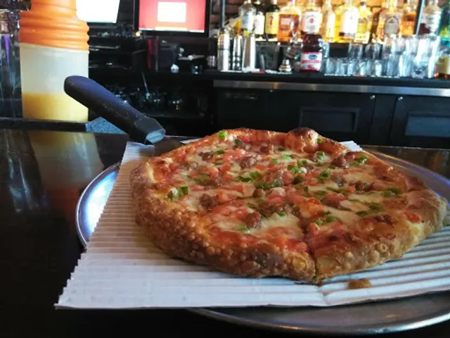 Topshelf Liquor Bar & Pizza