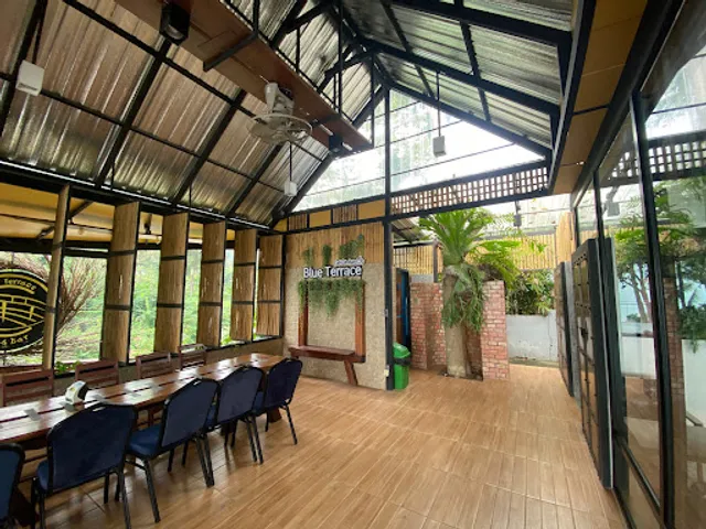 Blue Terrace Cafe and Bar