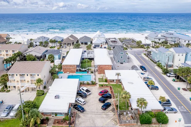 Sunshine shores condominiums