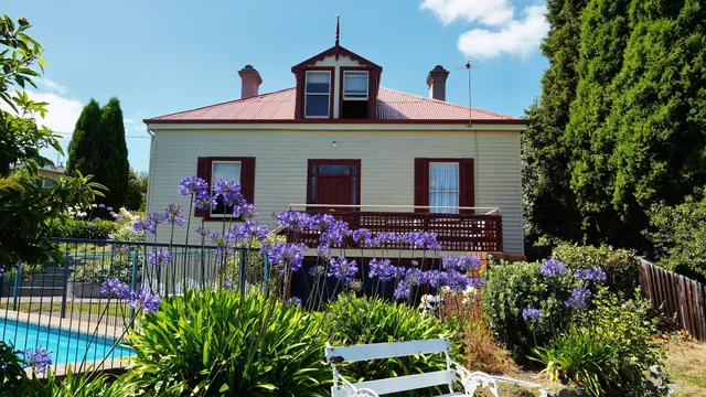 Waterfront Lodge Motel