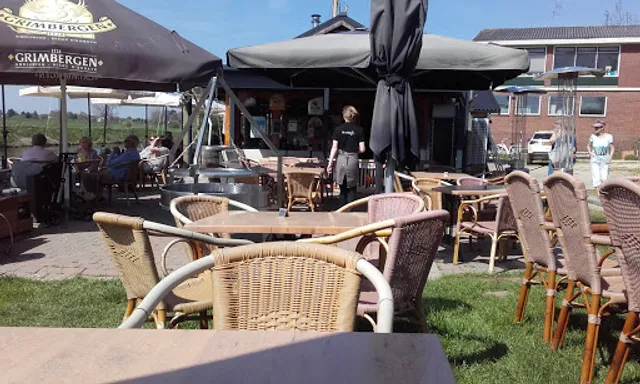 Dolfijn Watersport & Recreatie