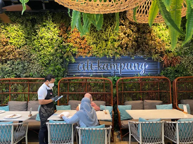 Cili Kampung • Hartamas