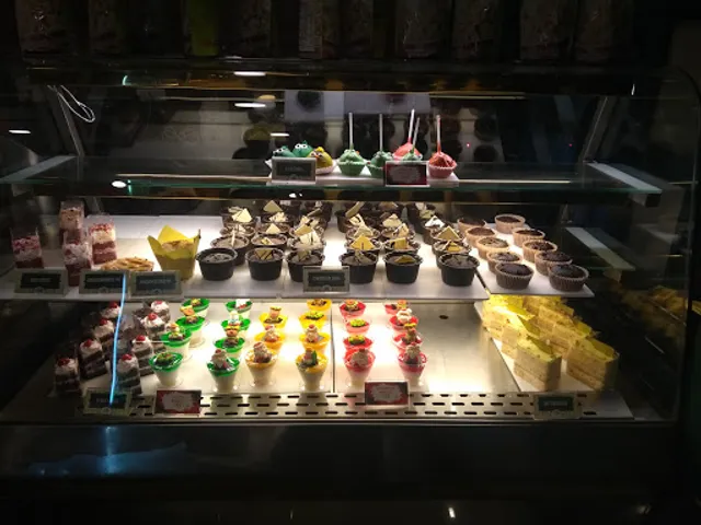 Unibic French Loaf Bakery and Cafe | Cake Shop Neelankarai Palavakkam