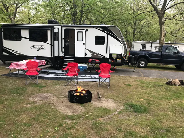 Cozy camper rentals li