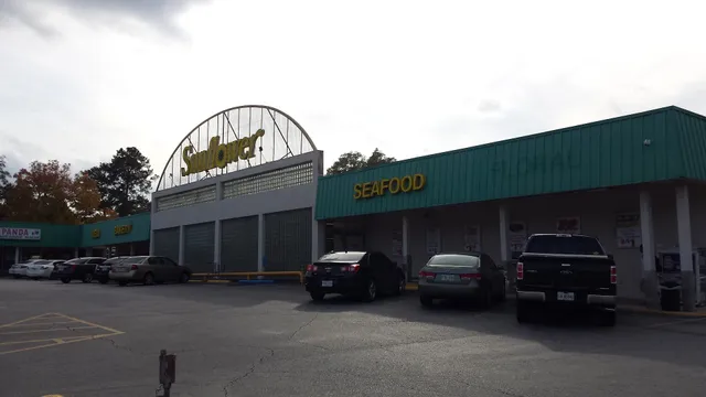 Hardy Street Mart Shopping Center