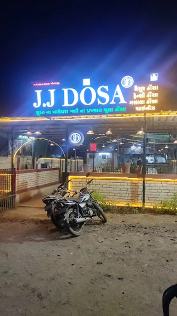 J.J DOSA