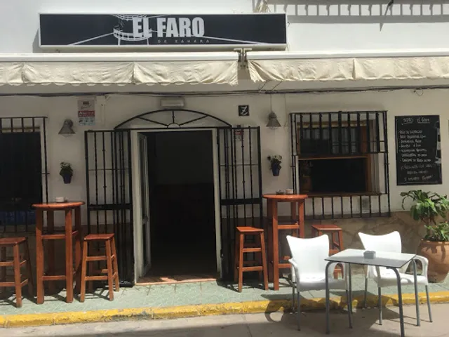 El Faro de Zahara restaurante