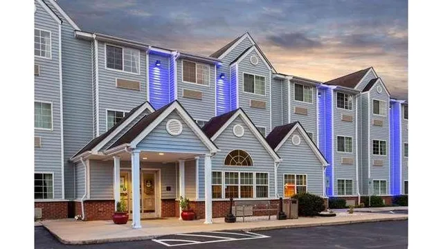 Microtel Inn & Suites by Wyndham Lillington / Campbell Univ